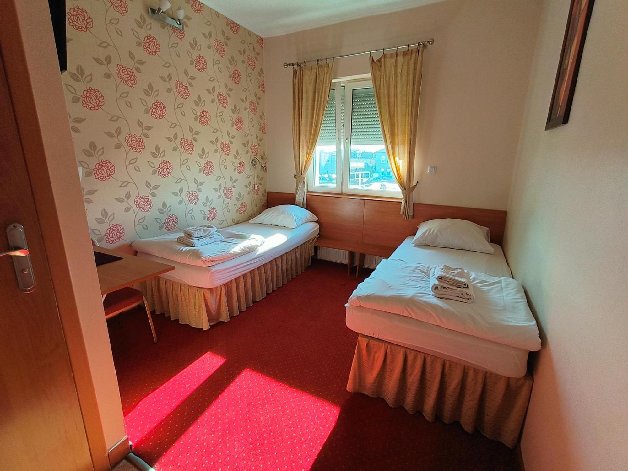 Villa Bella Casa Ломянки Экстерьер фото