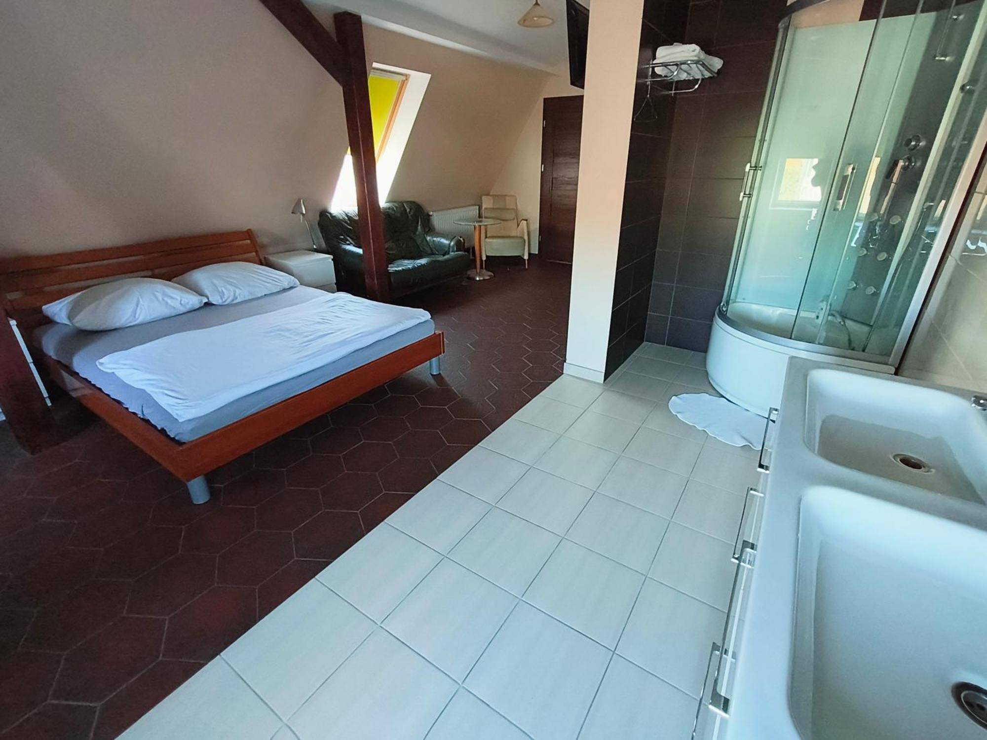 Villa Bella Casa Ломянки Экстерьер фото